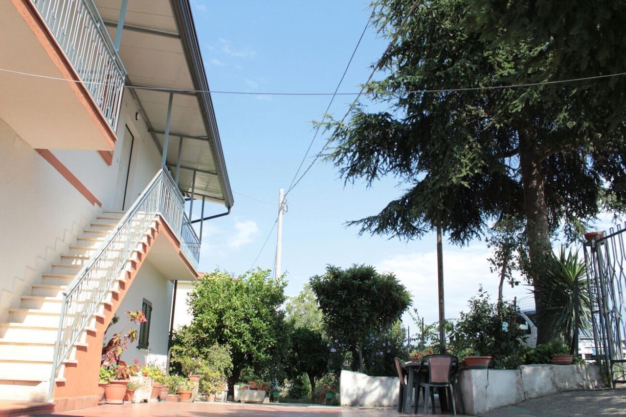 مبيت وإفطار كوريليانو كالابرو Profumo Di Zagara المظهر الخارجي الصورة